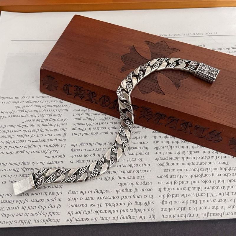 Ch*0me He**ts bracelets